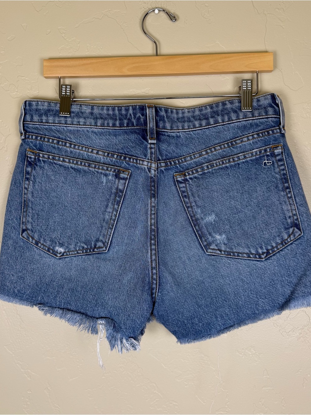 Rag & Bone Women’s Dre Low Rise Blue Distressed Denim Shorts Size 27 - Picture 6 of 8